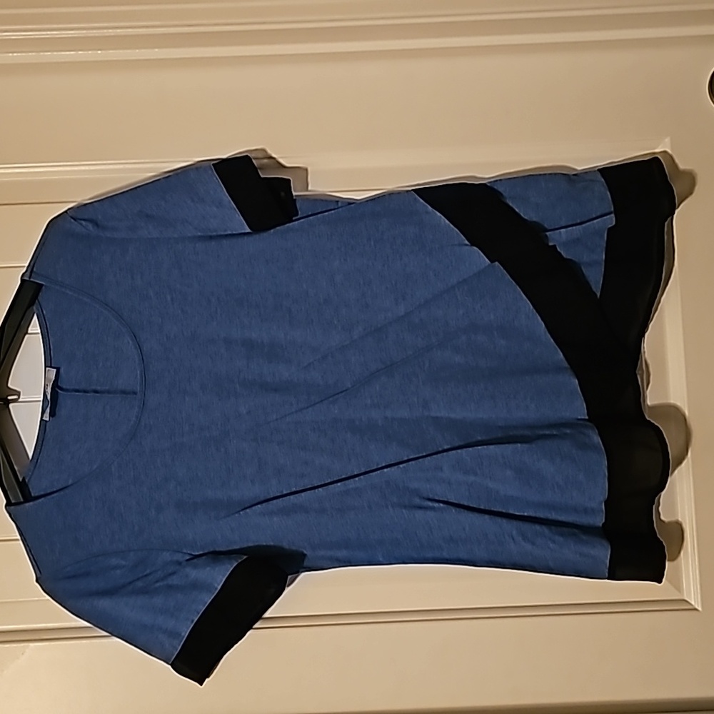 #262 Ladies Blue with Black shoet sleeve top